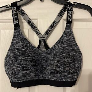 Victoria’s Secret Sport, sports bra, 34D